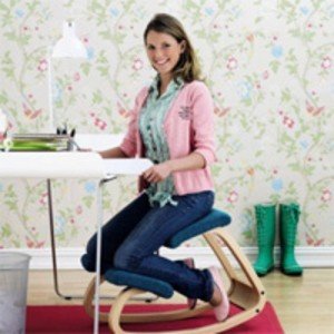 ergonomic-kneeling-chair